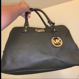 Michael Kors cross body hand bag
